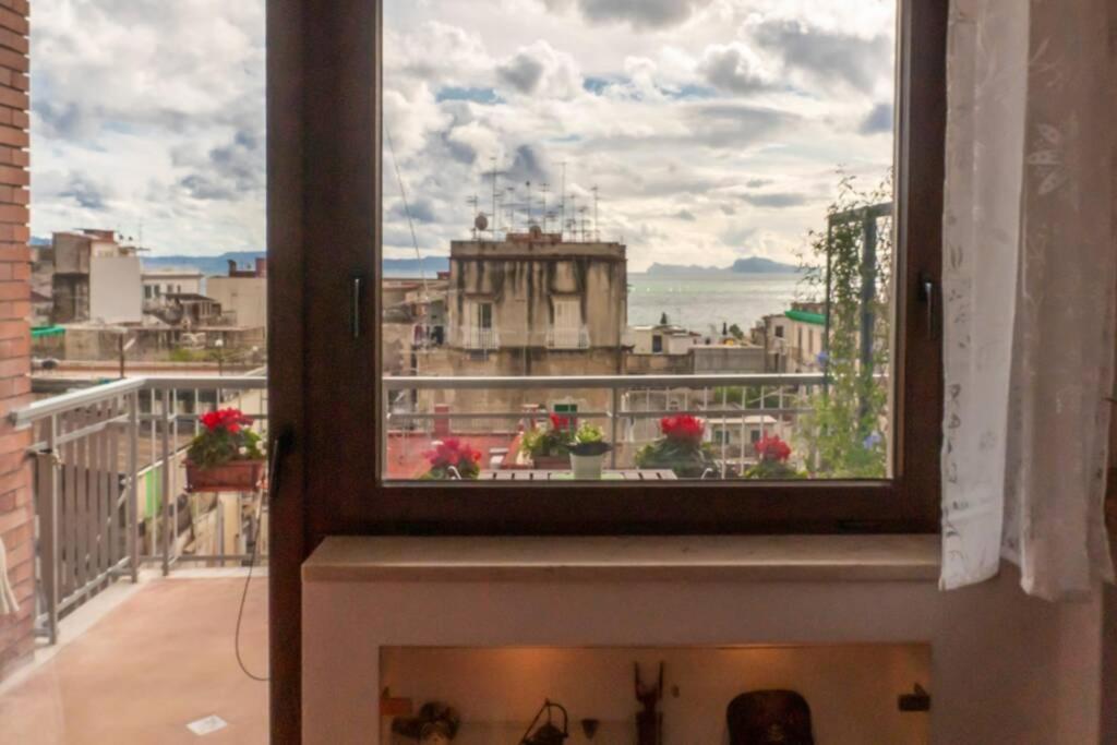 ナポリLa Finestra Sul Golfoアパートメント エクステリア 写真